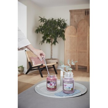 Aromatická sviečka Classic malá Berry Mochi